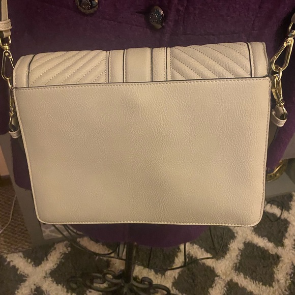 Steve Madden crossbody purse - Picture 9 of 10